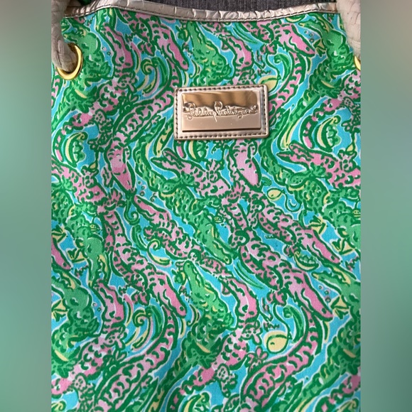 LILLY PULITZER Chomp Chomp Alligator Canvas Shoreline Large Beach ToteBag Spring - Picture 10 of 12